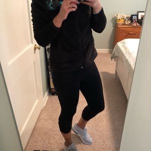 Black Cropped Leggings
